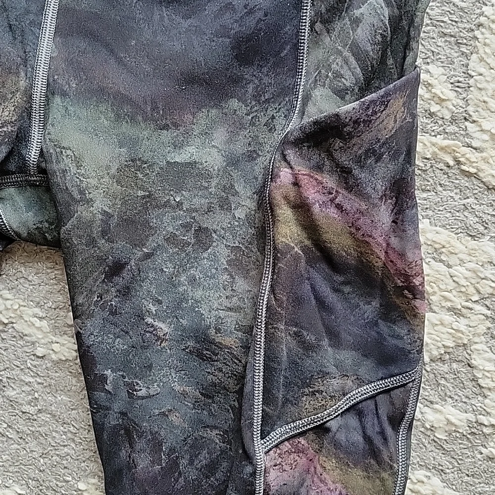 Lululemon Speed Up Crop 21" 6 Radiant Multi Color - Picture 7 of 13